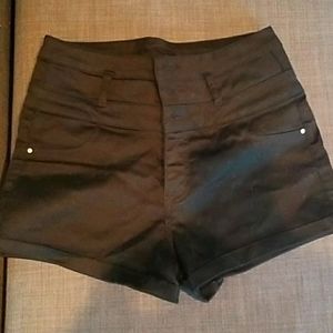 High waist shorts,like new